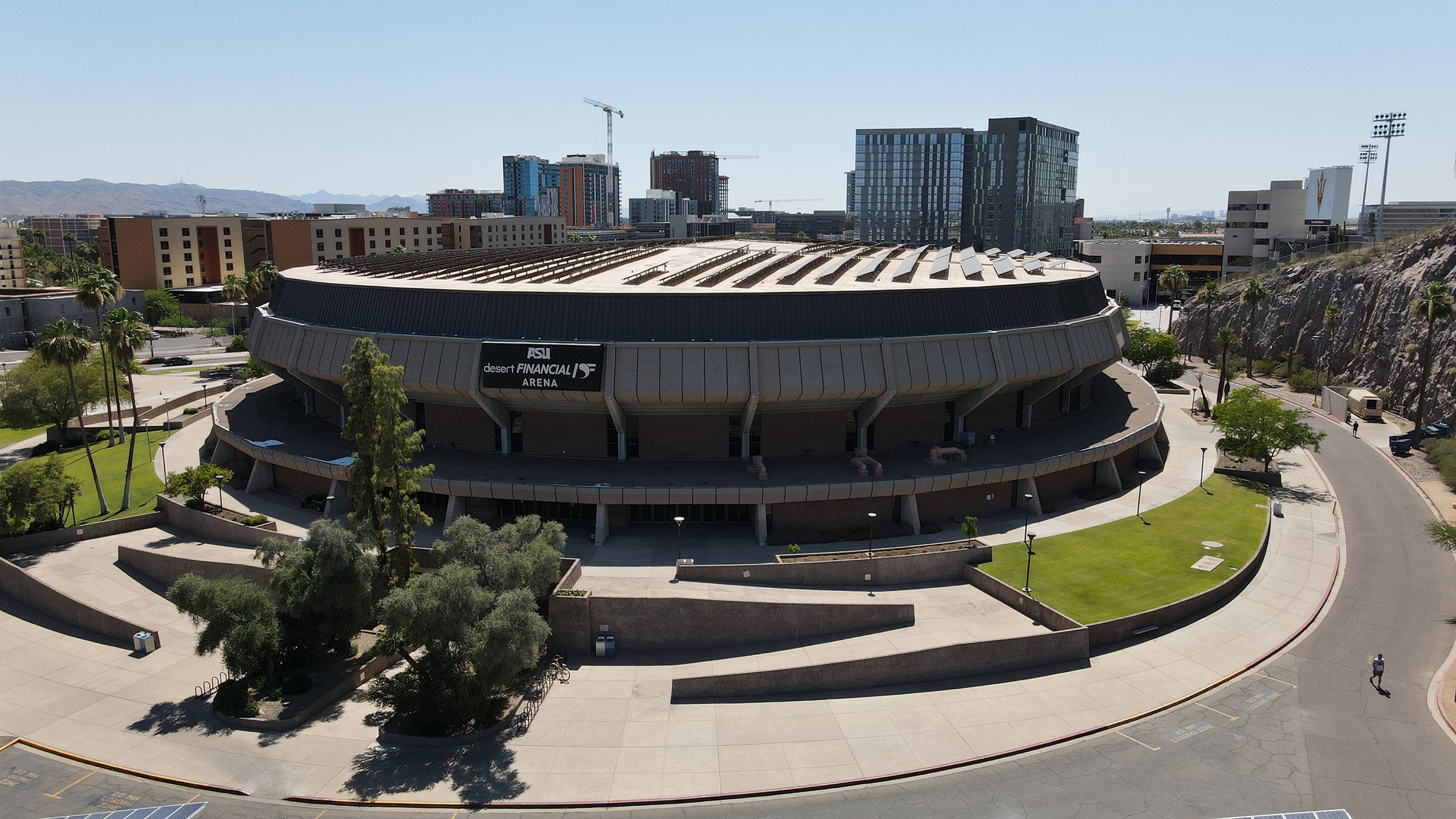 desert-financial-arena_0028.jpeg